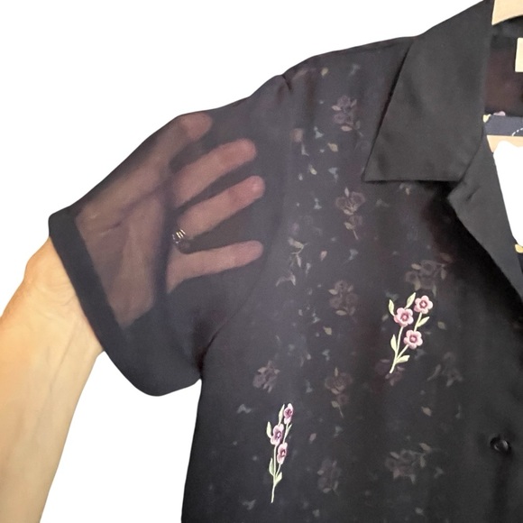 Tradition Vintage Navy Two Piece Blouse Set.Size Large-button up-Cami attached. - Picture 7 of 10